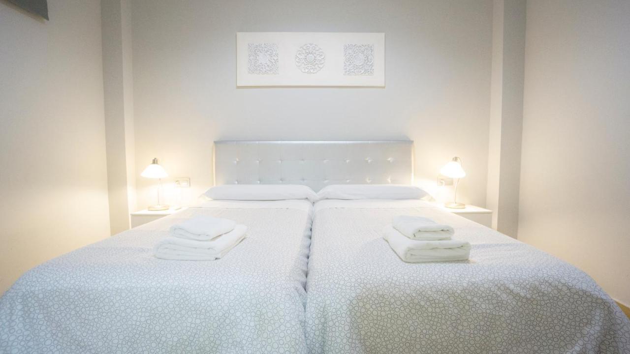 Deluxe In La Giralda Apartment *