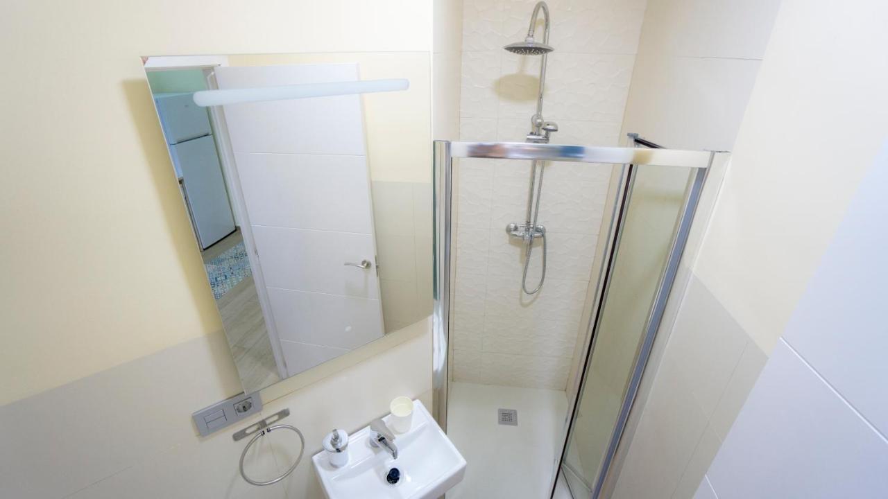 Deluxe In La Giralda Apartment Seville
